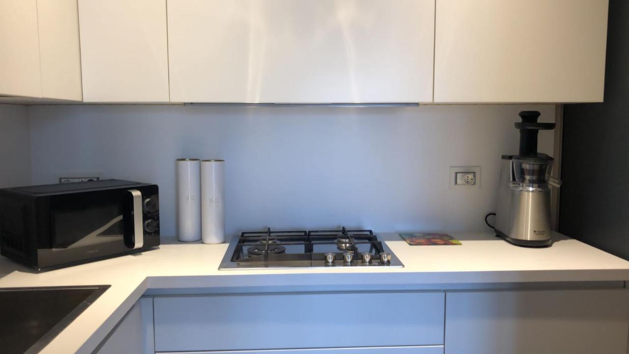 Morivione Apartment - Bocconi Free Parking Milan Exterior photo