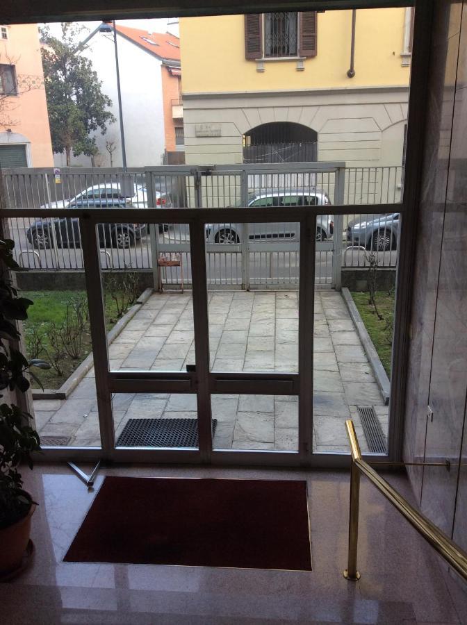 Morivione Apartment - Bocconi Free Parking Milan Exterior photo