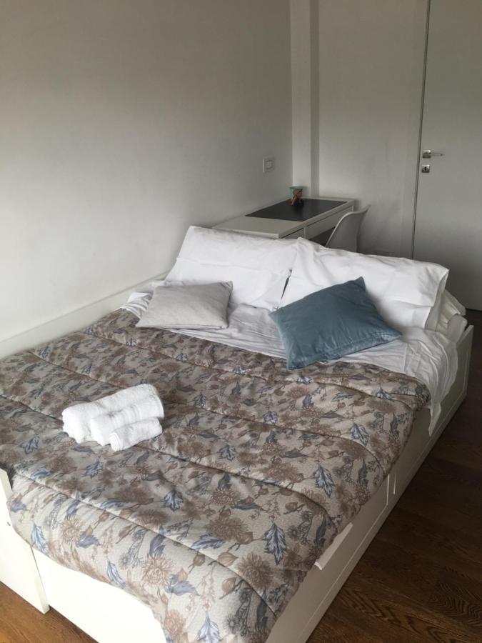 Morivione Apartment - Bocconi Free Parking Milan Exterior photo